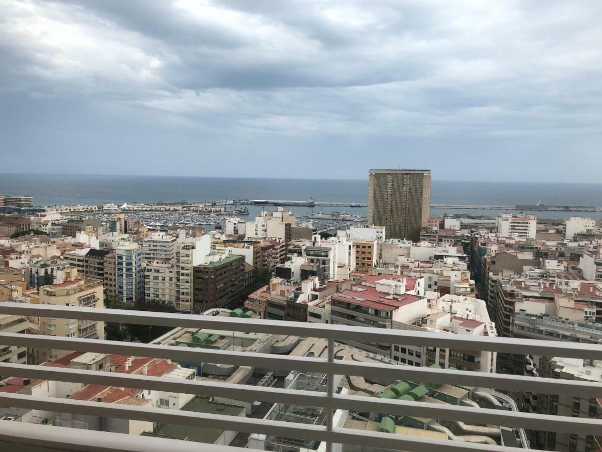 Apartamento & Sea View Аликанте Екстериор снимка